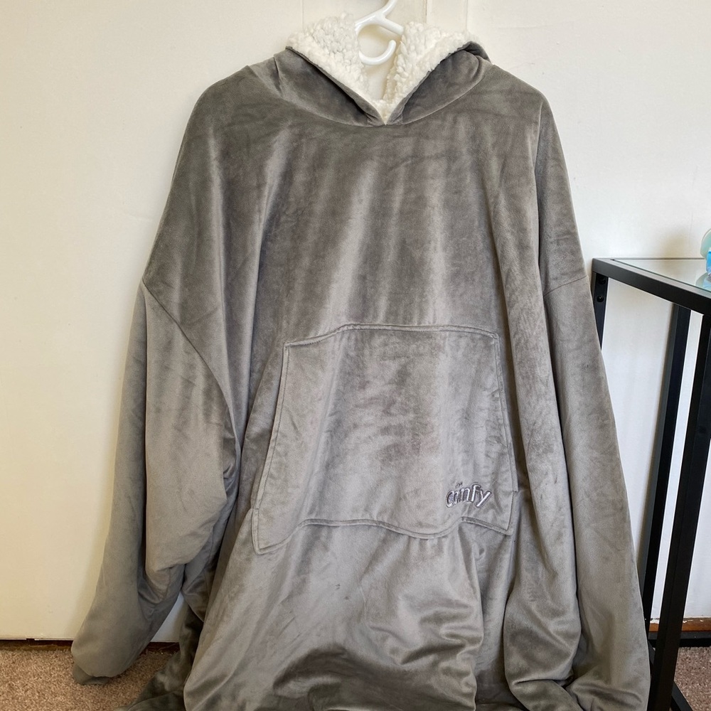 Shark Tank hoodie blanket